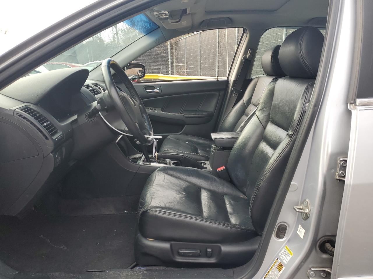 2005 Honda Accord - Image 7