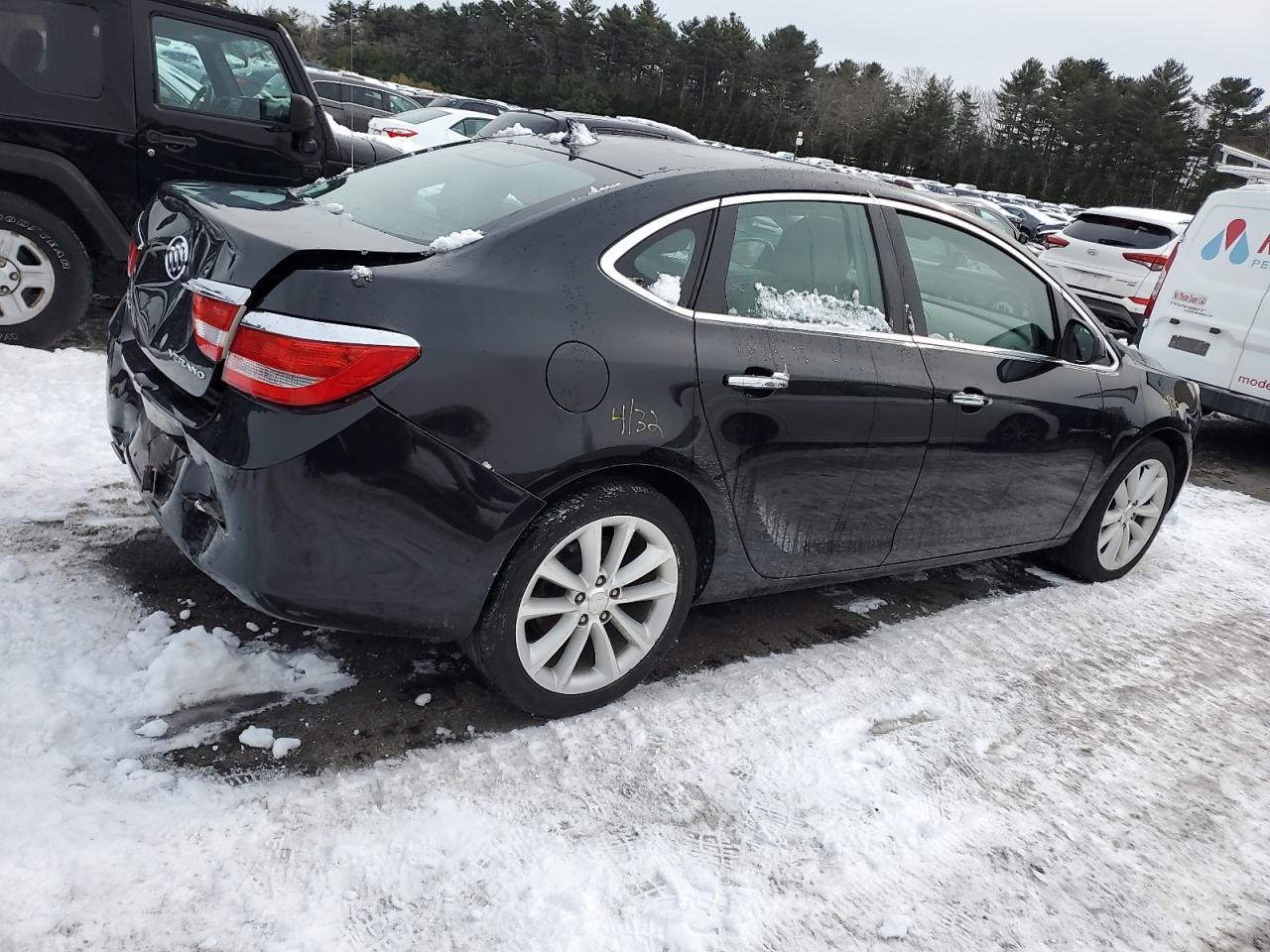 2013 Buick Verano - Image 3