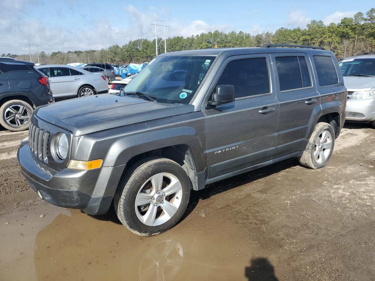2013 Jeep Liberty (Patriot) - Image 1