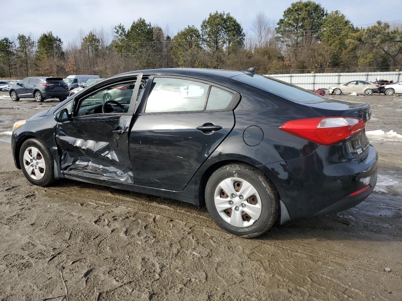 2015 Kia Forte - Image 2