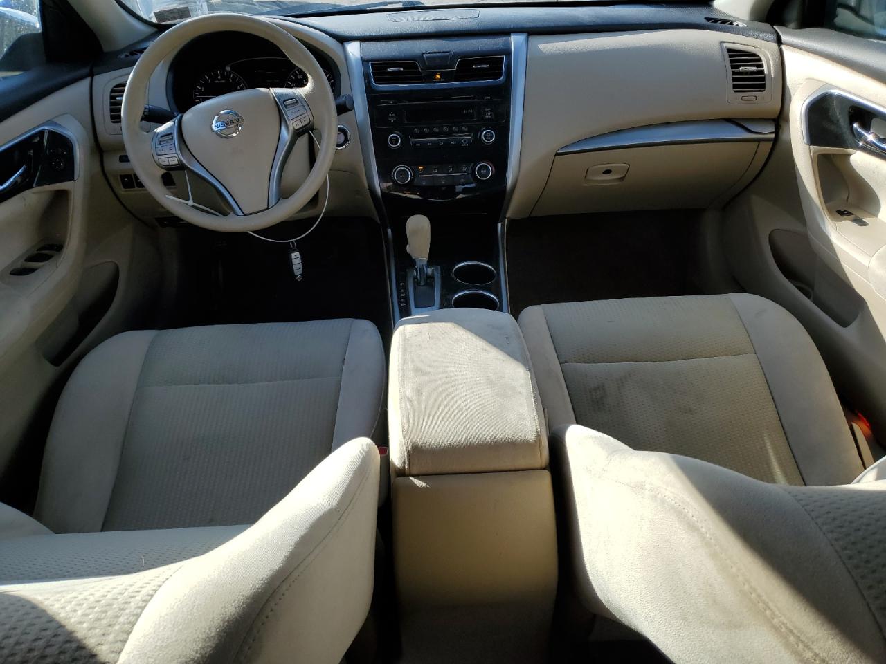 2014 Nissan Altima - Image 8