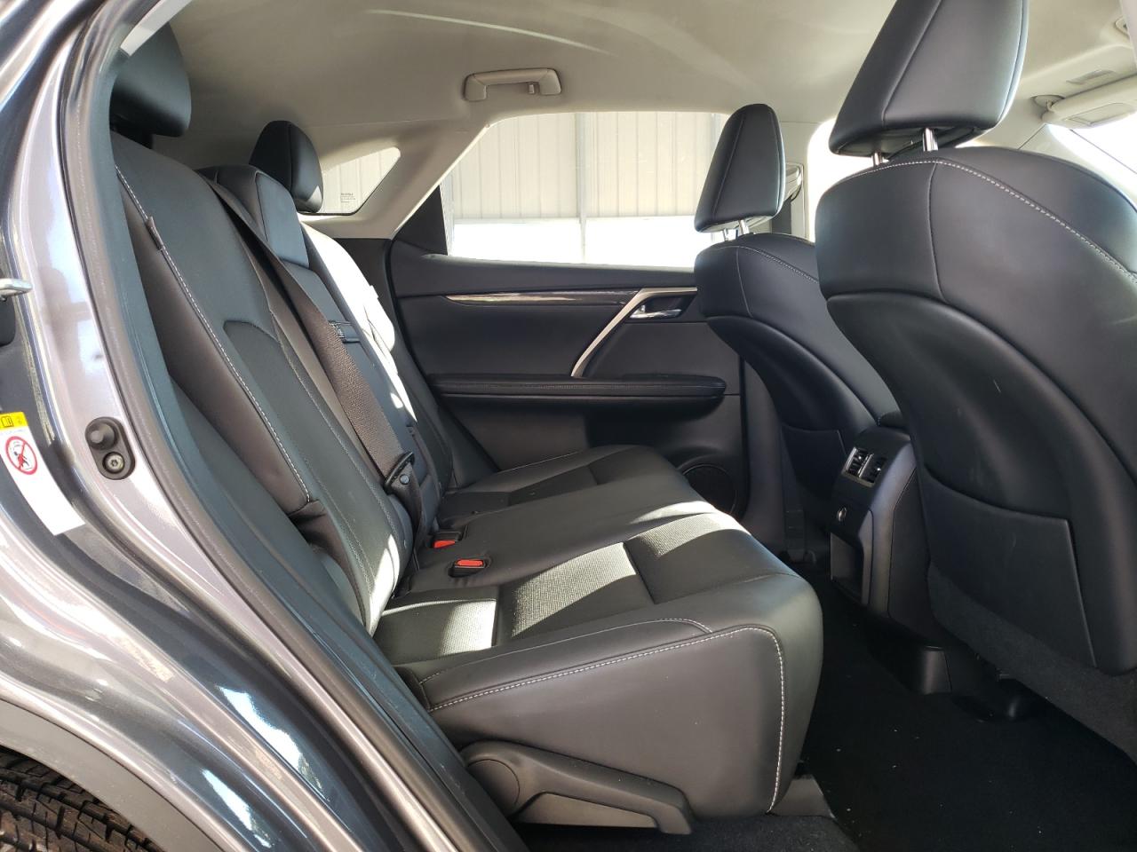 2019 Lexus RX - Image 11