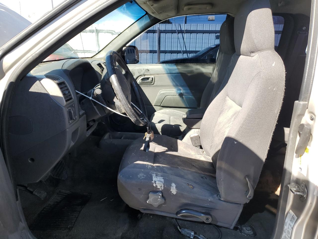 2004 Chevrolet Colorado - Image 7
