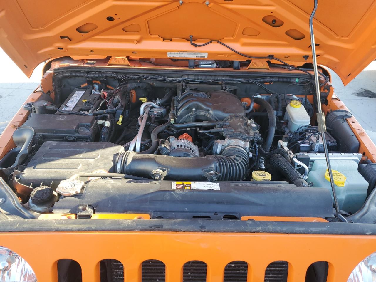 2012 Jeep Wrangler - Image 11
