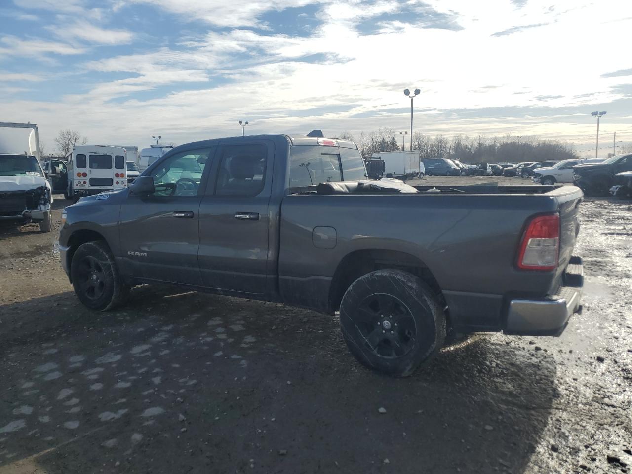 2020 RAM 1500 - Image 2