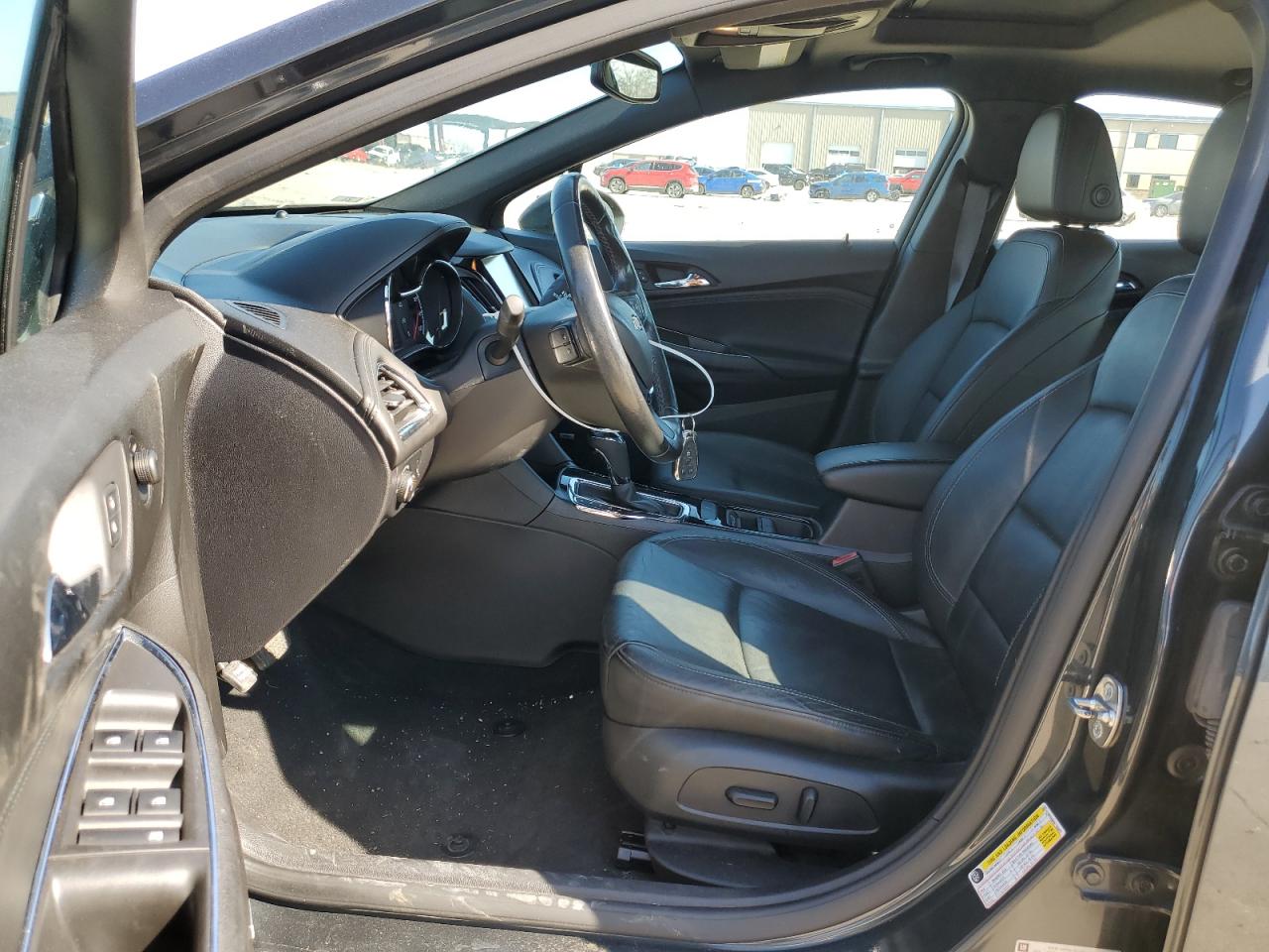 2017 Chevrolet Cruze - Image 7