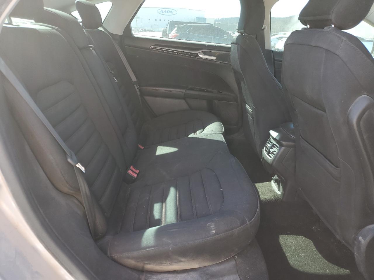 2016 Ford Fusion - Image 10