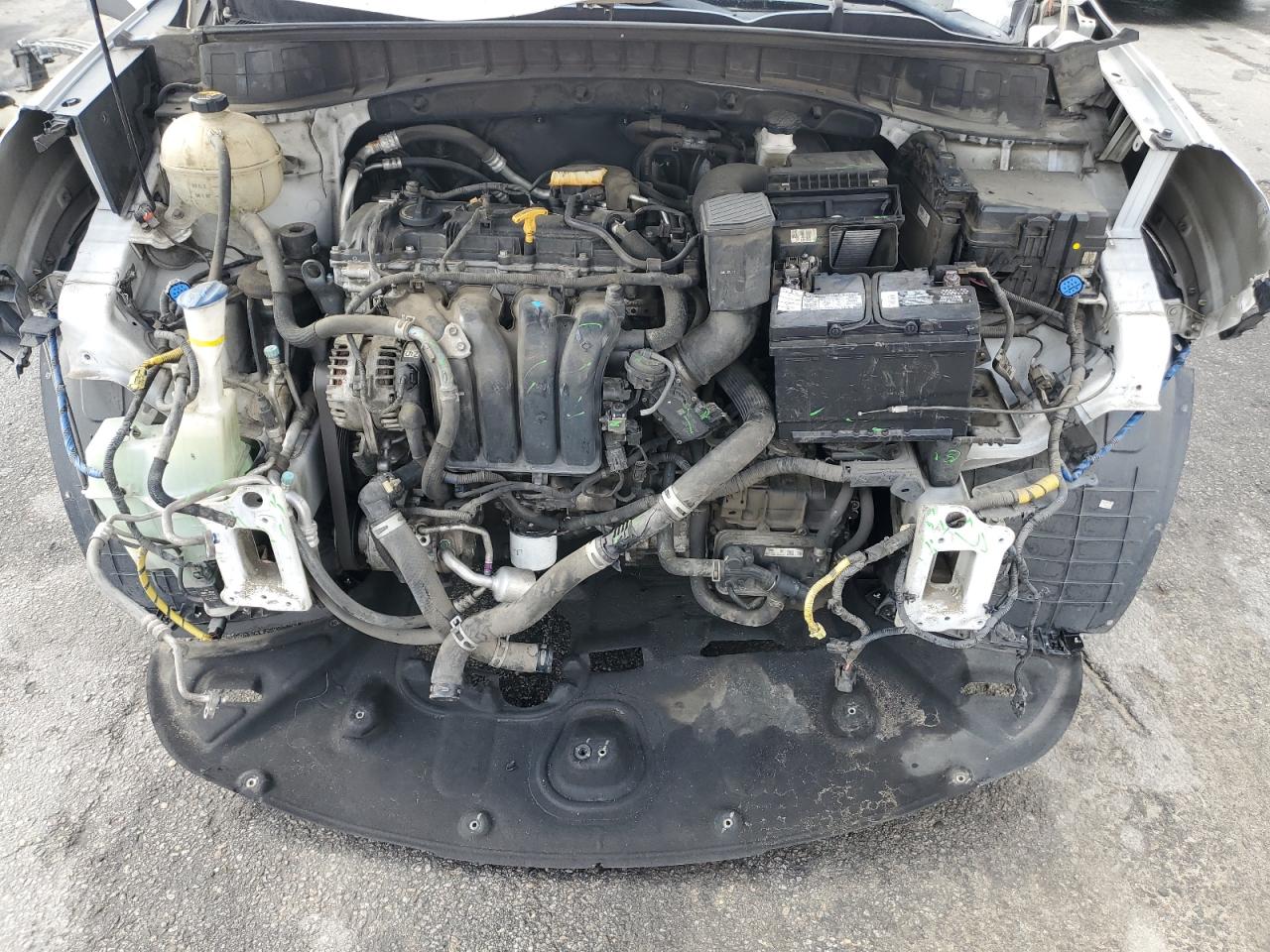 2017 Hyundai Tucson - Image 12
