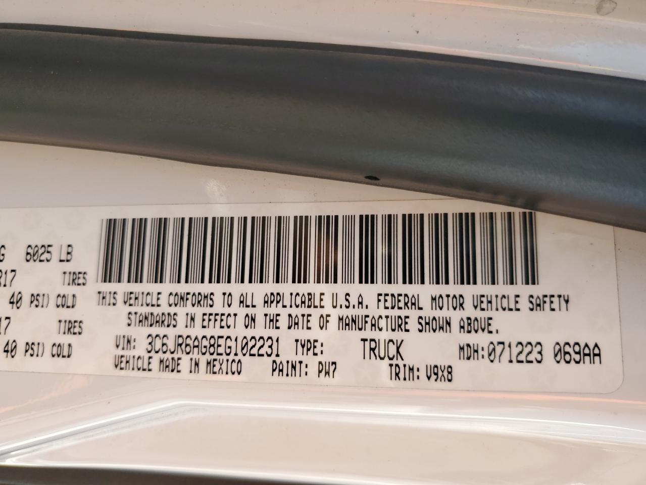 2014 Ram 1500 St VIN: 3C6JR6AG8EG102231 Lot: 79951534