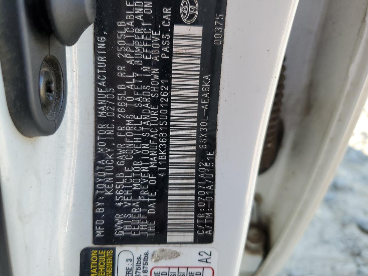 2005 Toyota Avalon - Image 12
