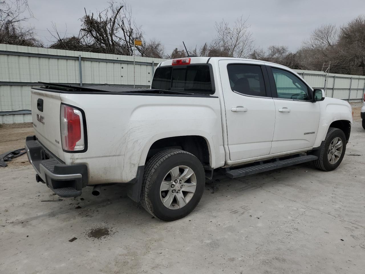 2016 GMC Canyon - Image 3