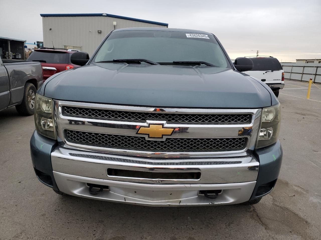 2012 Chevrolet Silverado - Image 5