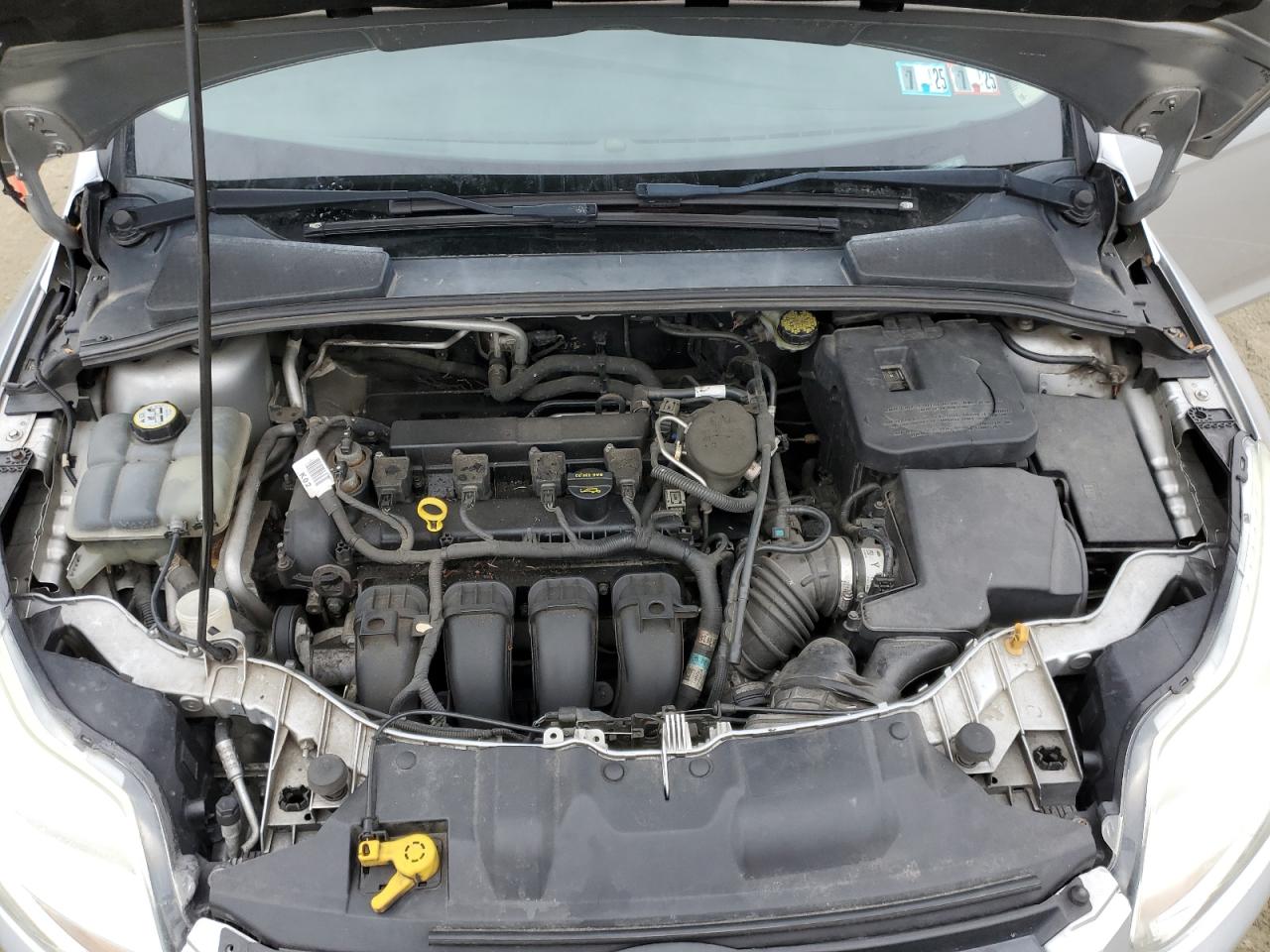 2012 Ford Focus - Image 11