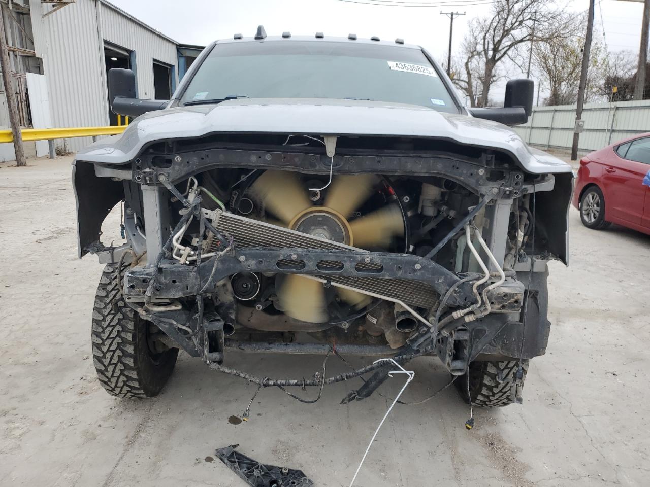 2021 RAM 3500 - Image 5
