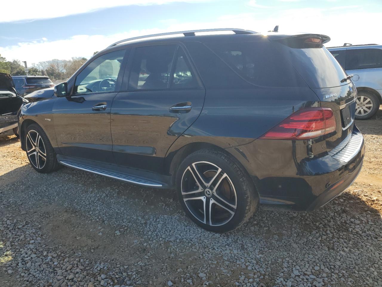 2019 Mercedes-Benz GLE - Image 2