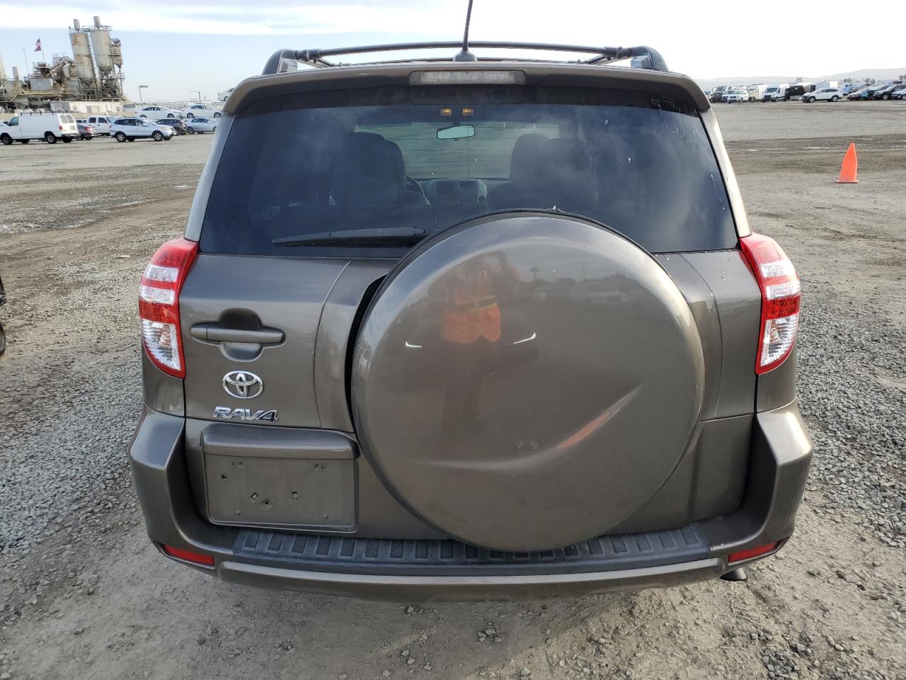 2012 Toyota RAV 4 - Image 6