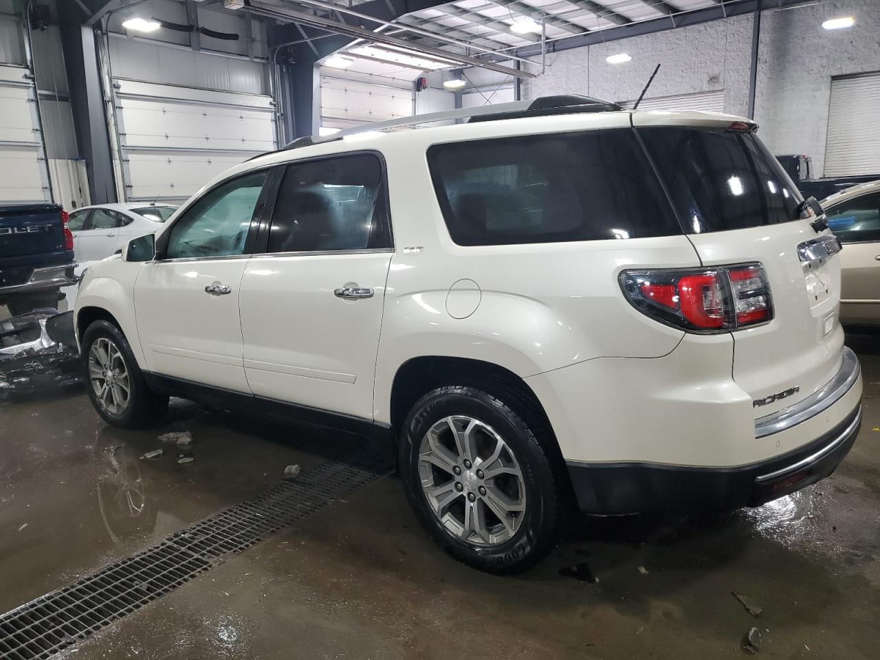 2014 GMC Acadia - Image 2