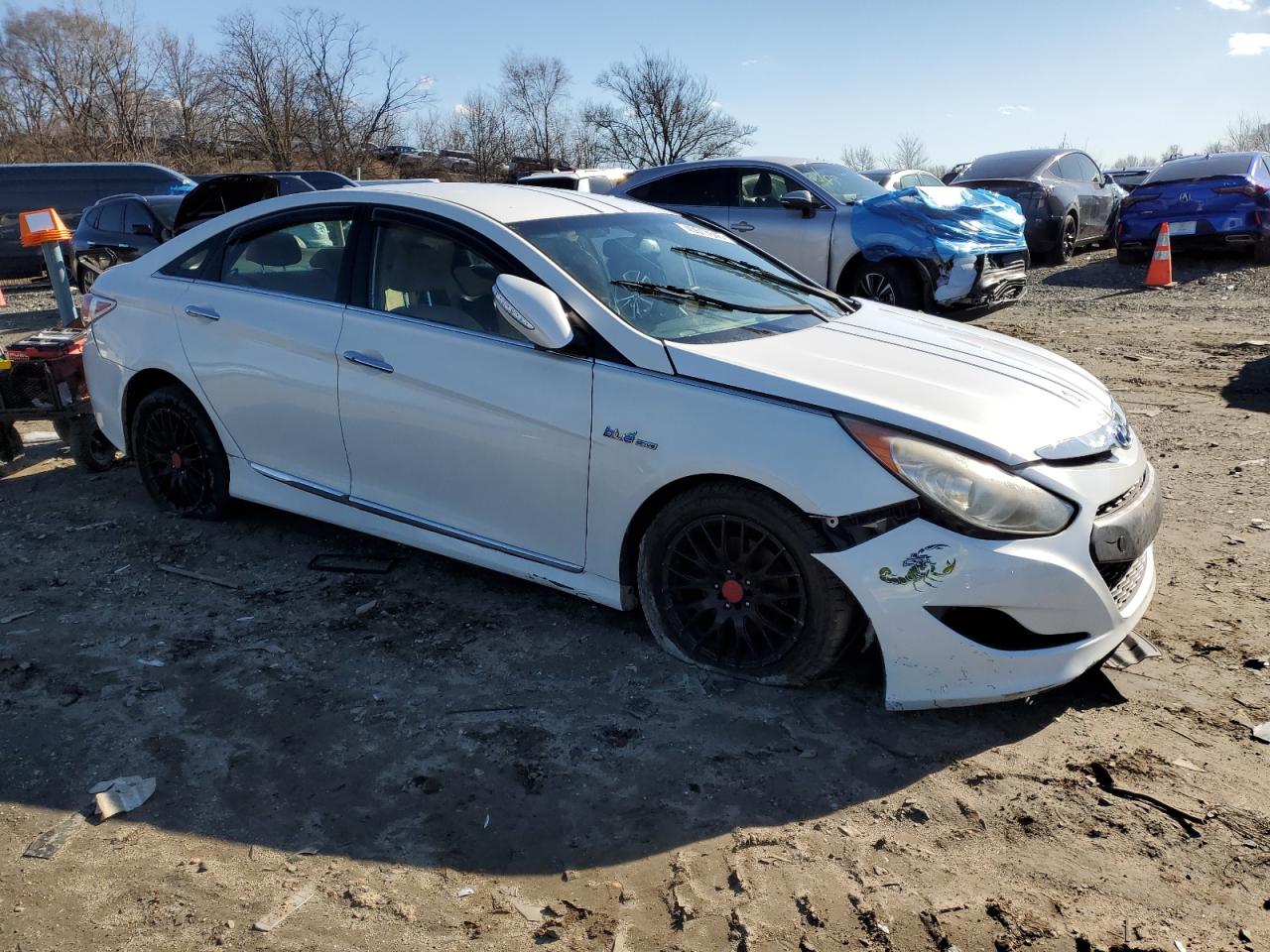 2012 Hyundai Sonata - Image 4