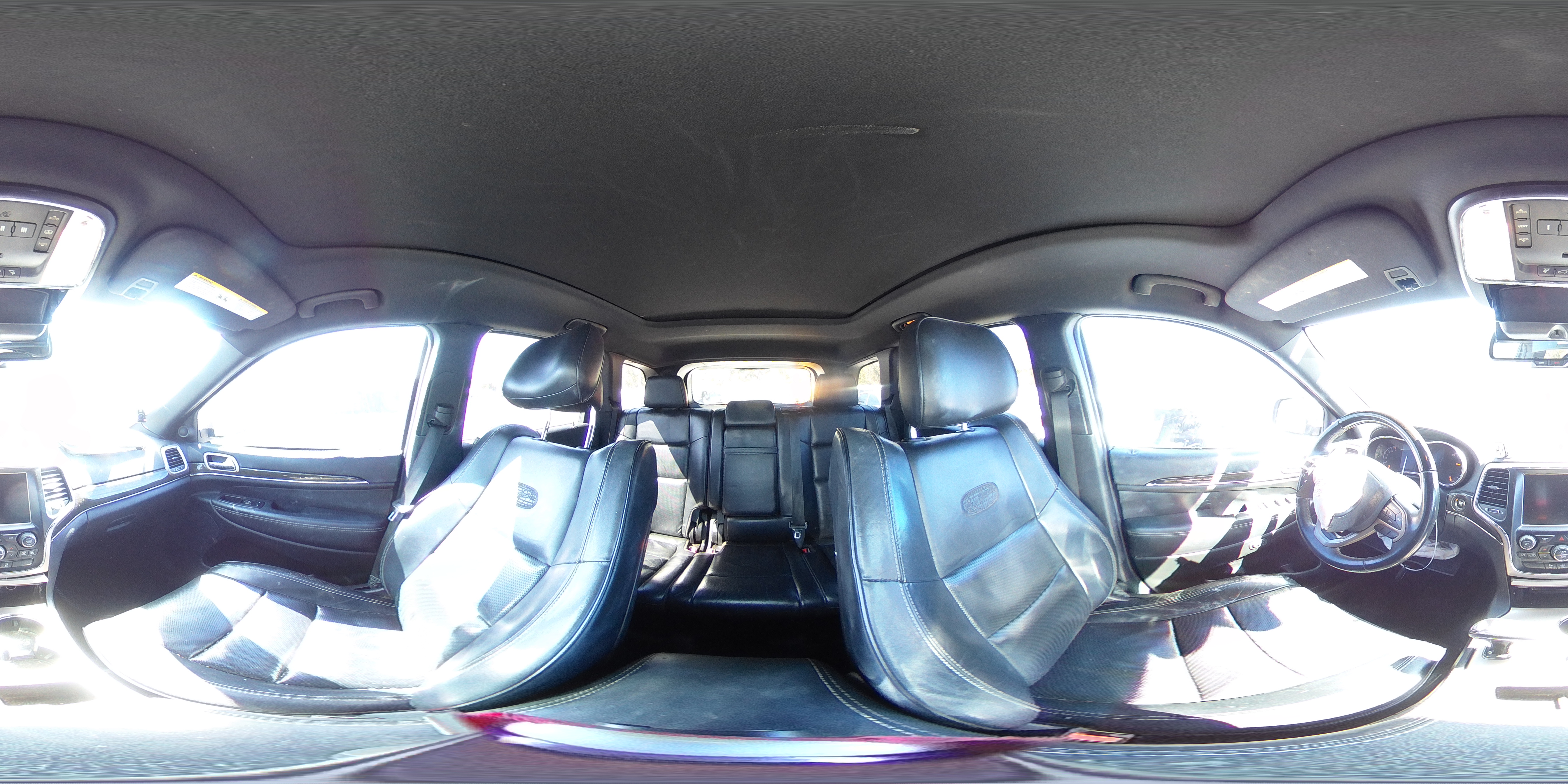 2015 Jeep Grand Cherokee - Image 14