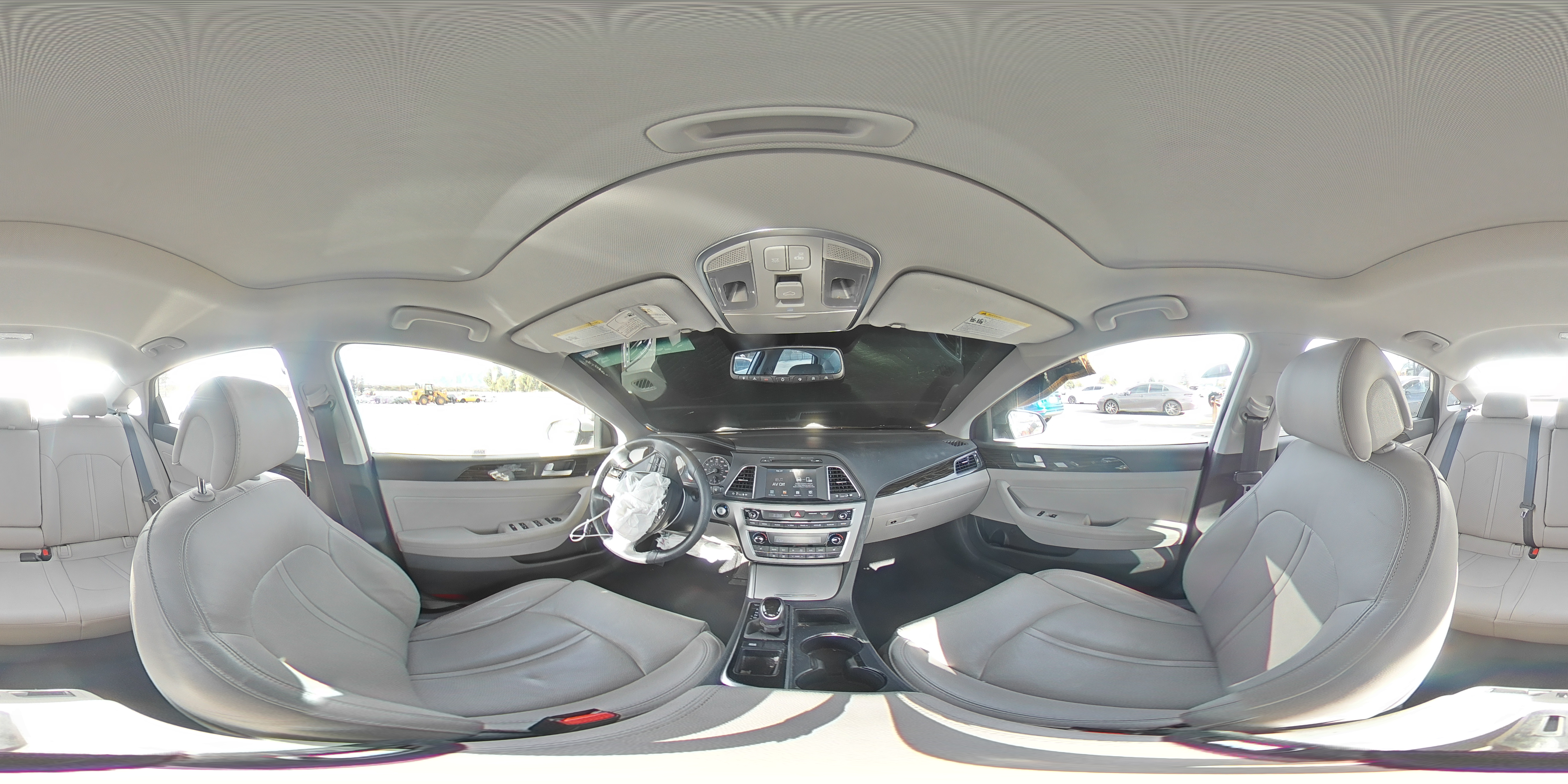 2017 Hyundai Sonata - Image 12
