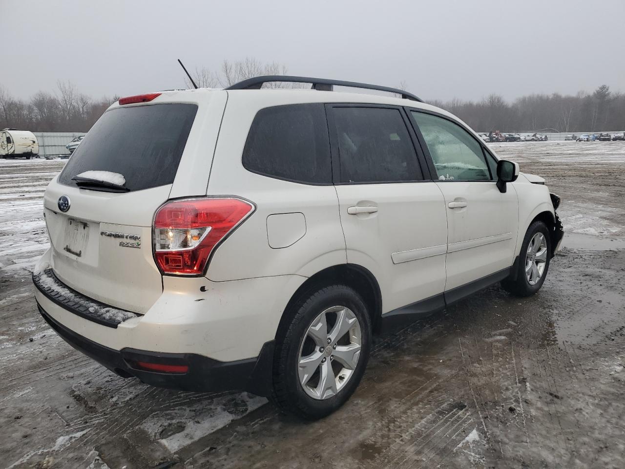 2015 Subaru Forester - Image 3