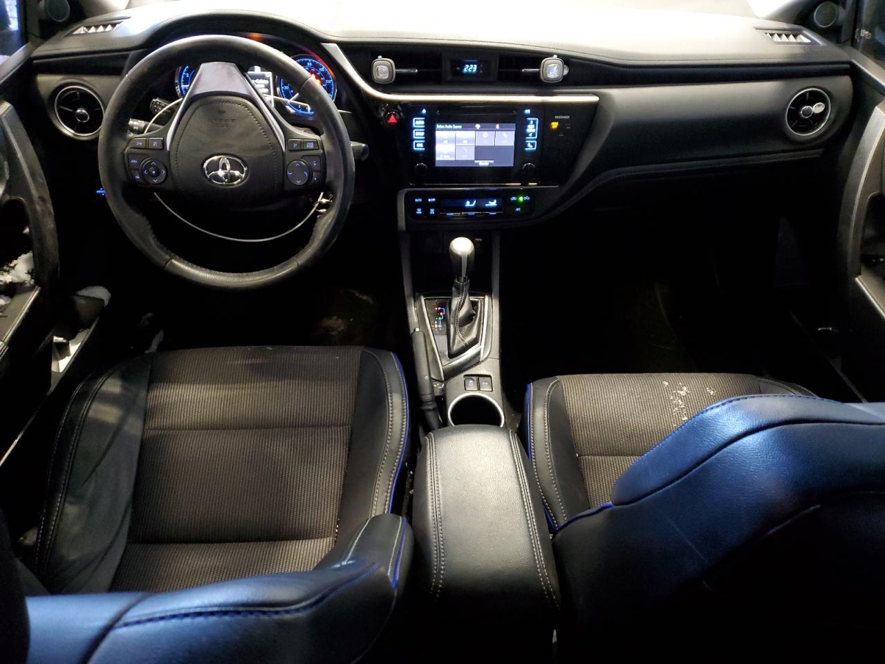 2017 Toyota Corolla - Image 8