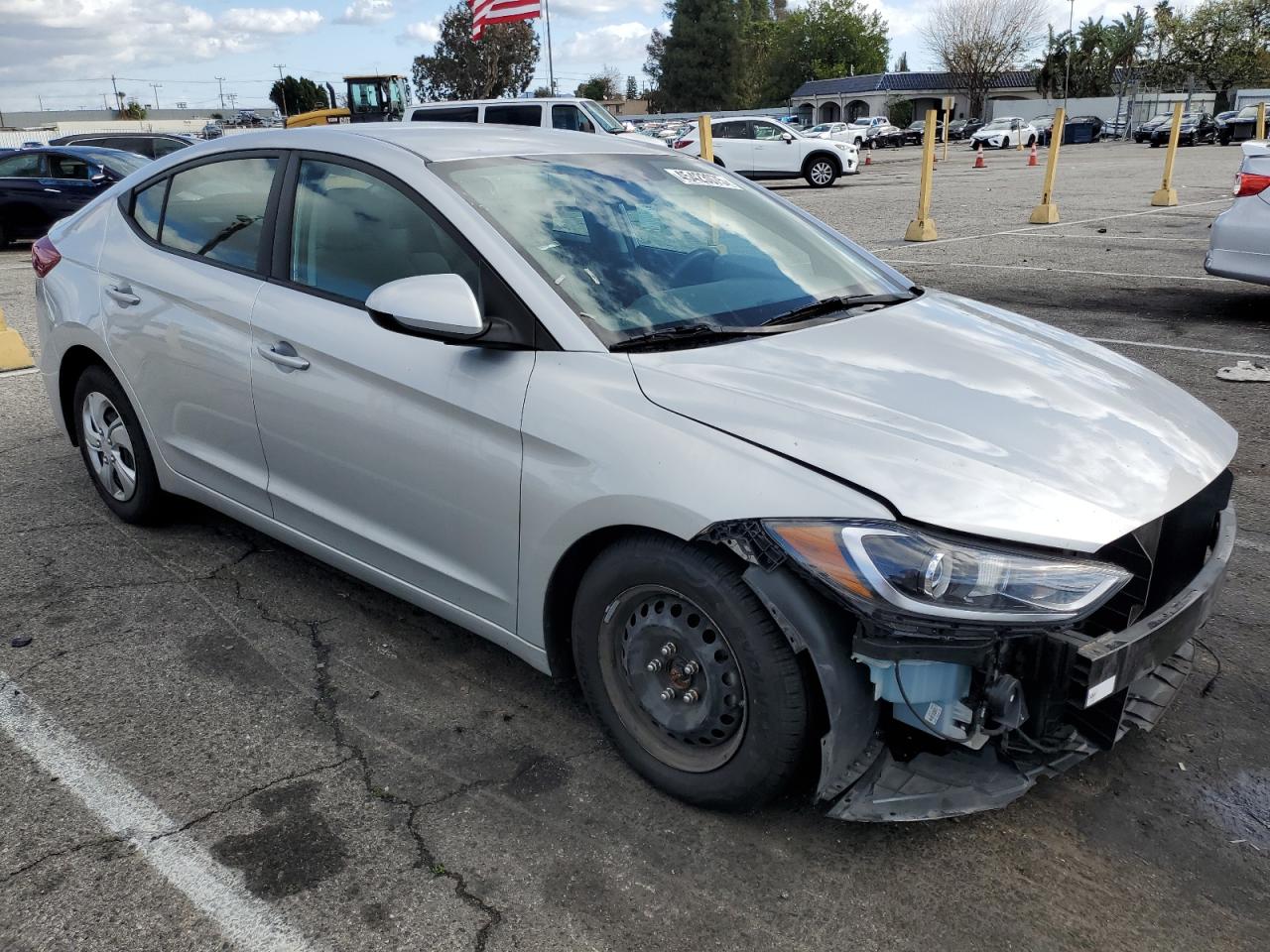 2017 Hyundai Elantra - Image 4