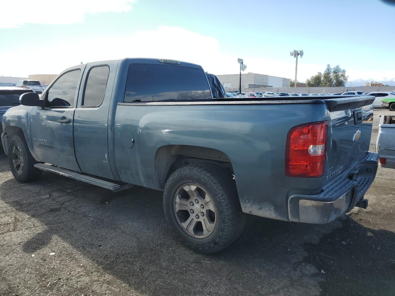2010 Chevrolet Silverado - Image 2