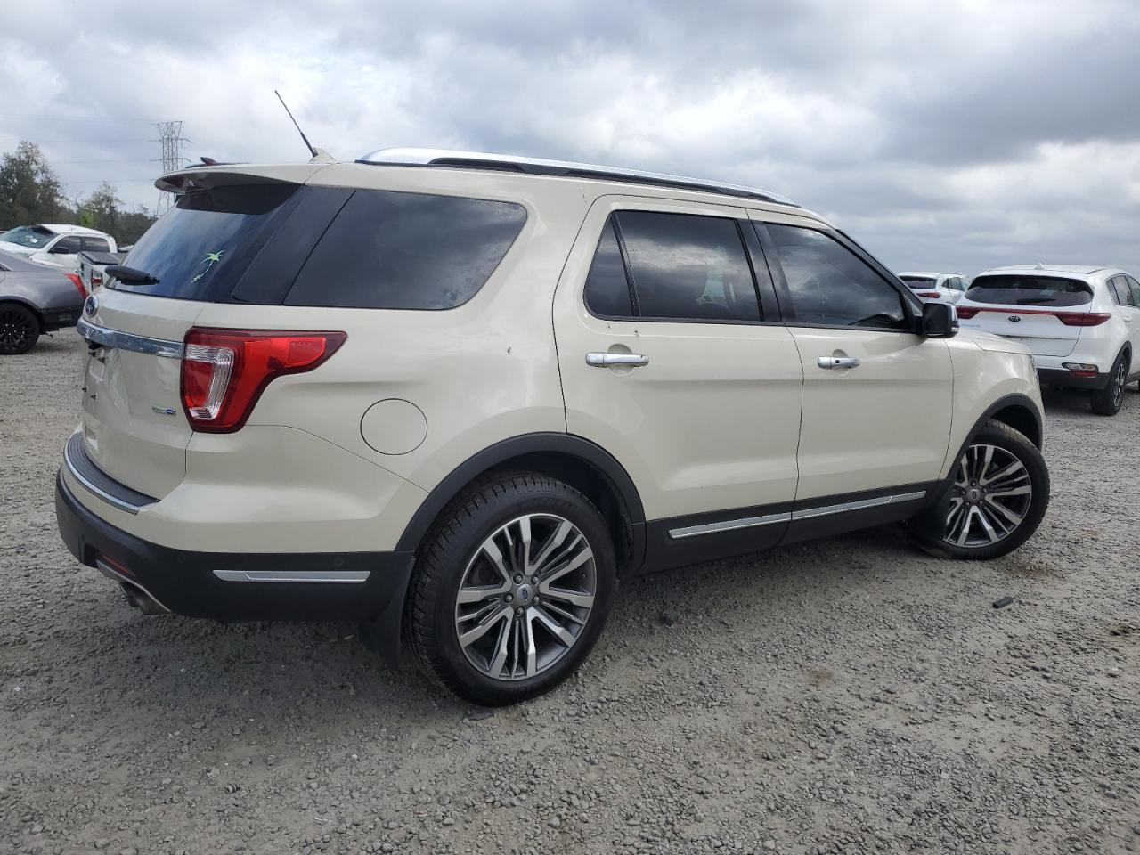2018 Ford Explorer - Image 3