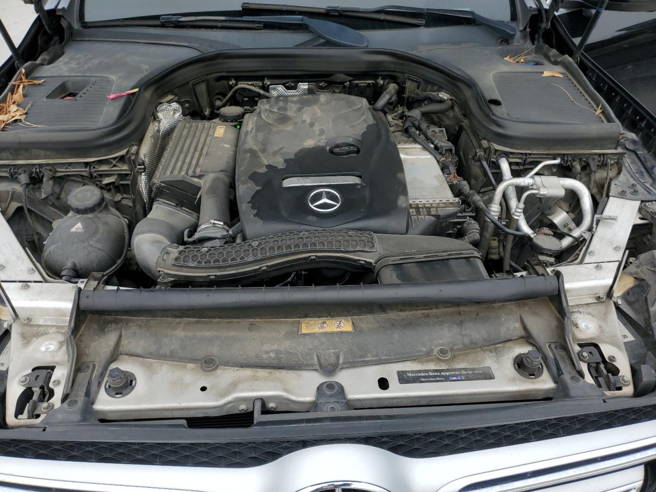 2017 Mercedes-Benz GLC - Image 11
