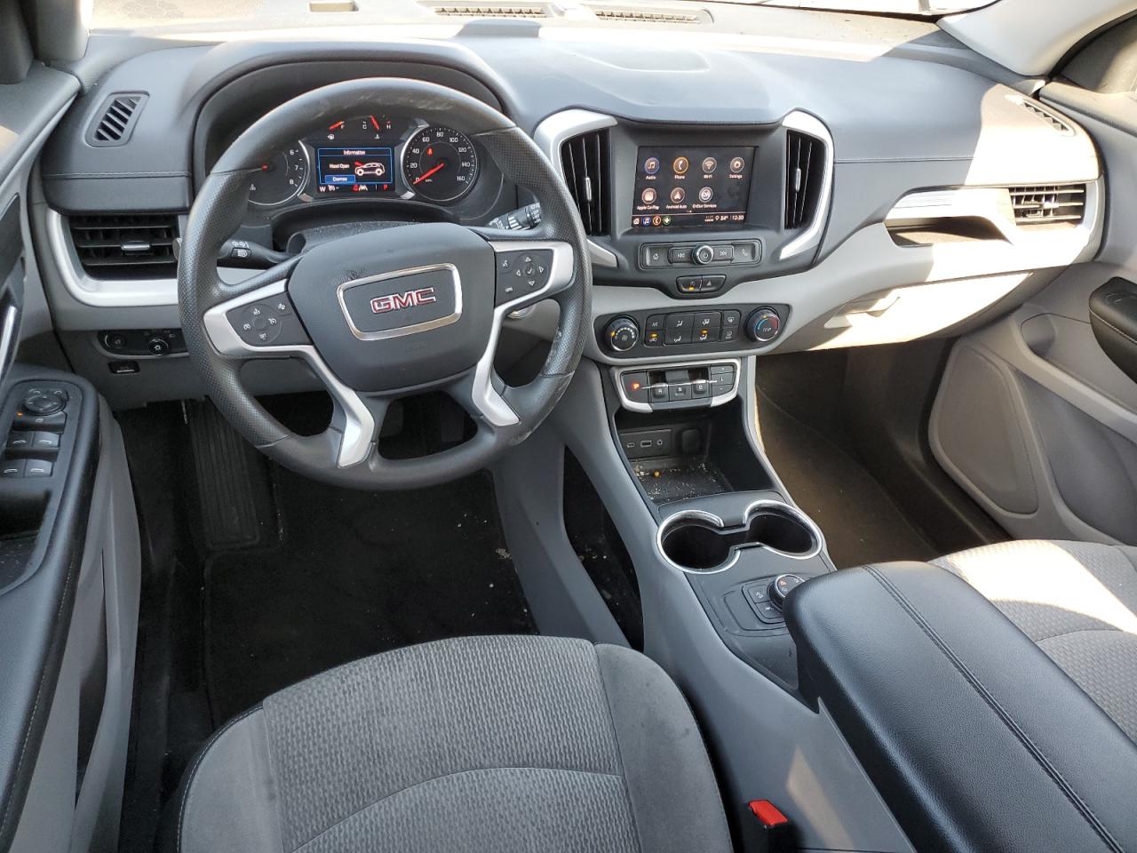 2022 GMC Terrain - Image 8