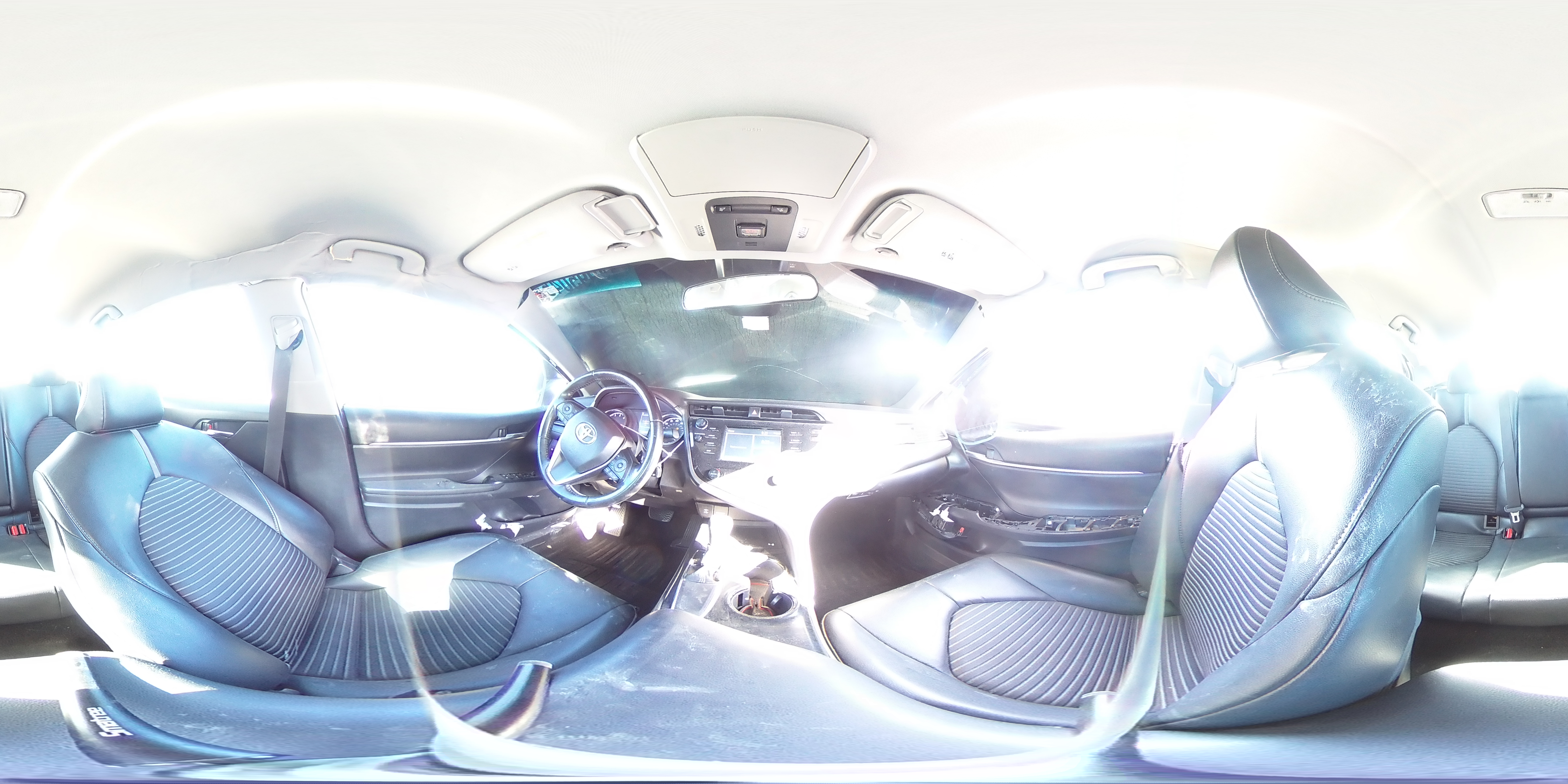 2019 Toyota Camry - Image 14
