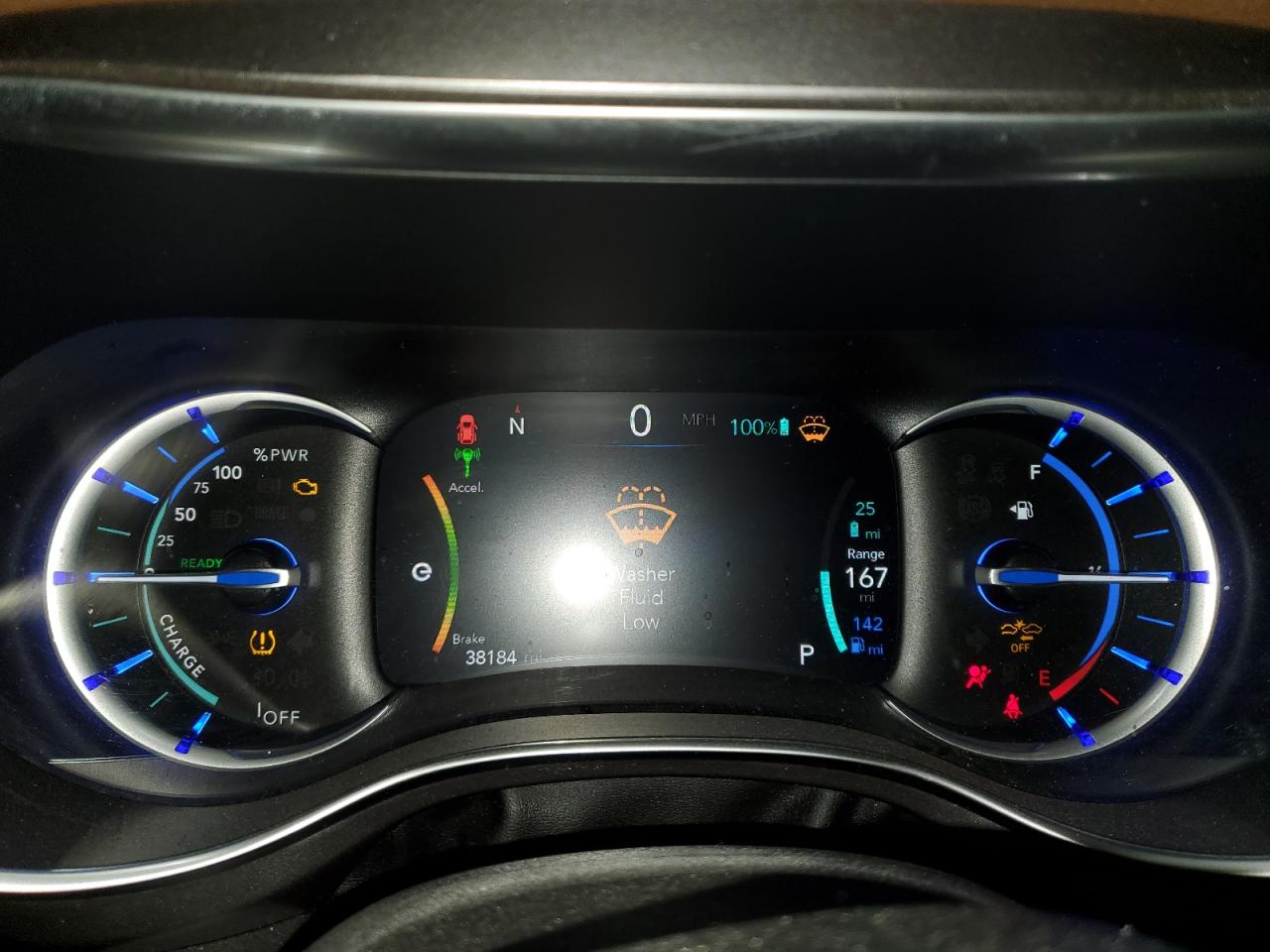 2020 Chrysler Pacifica - Image 9