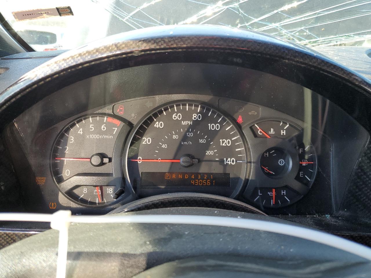 2005 Nissan Titan - Image 9