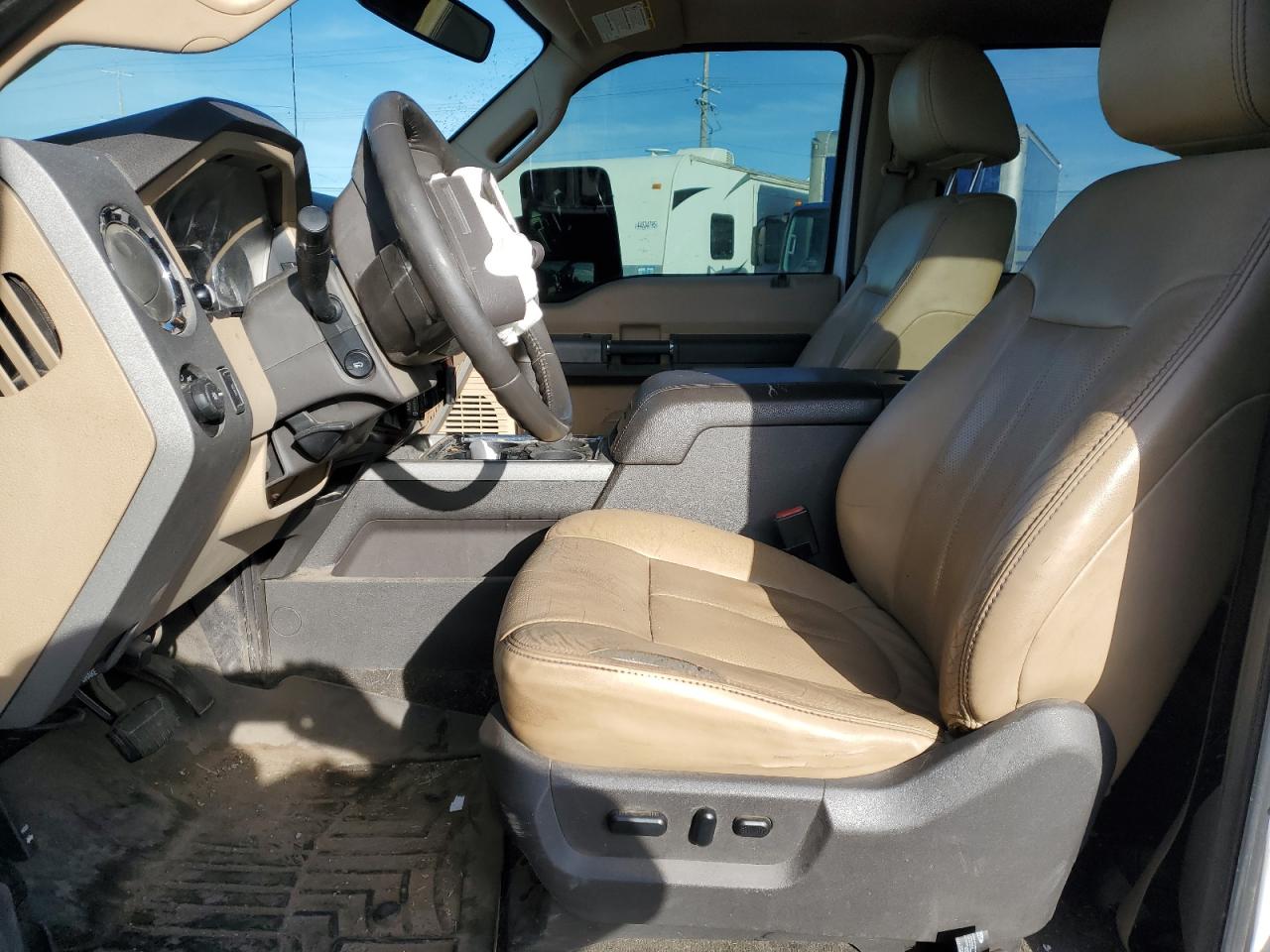 2011 Ford F350 - Image 7