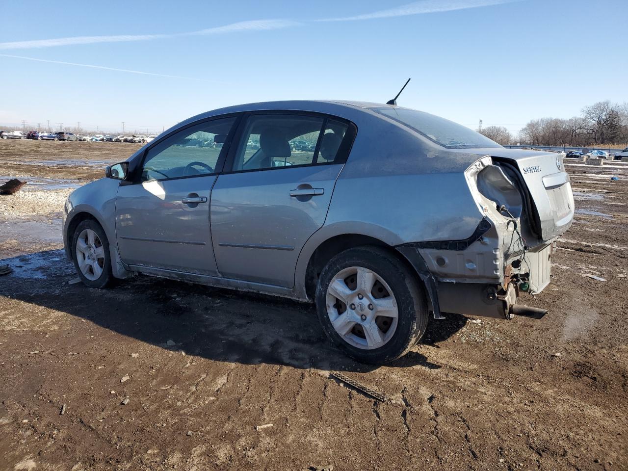 2009 Nissan Sentra - Image 2