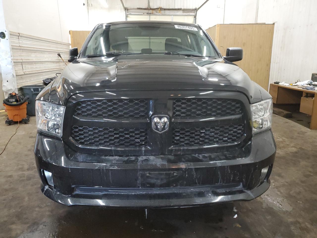 2017 RAM 1500 - Image 5