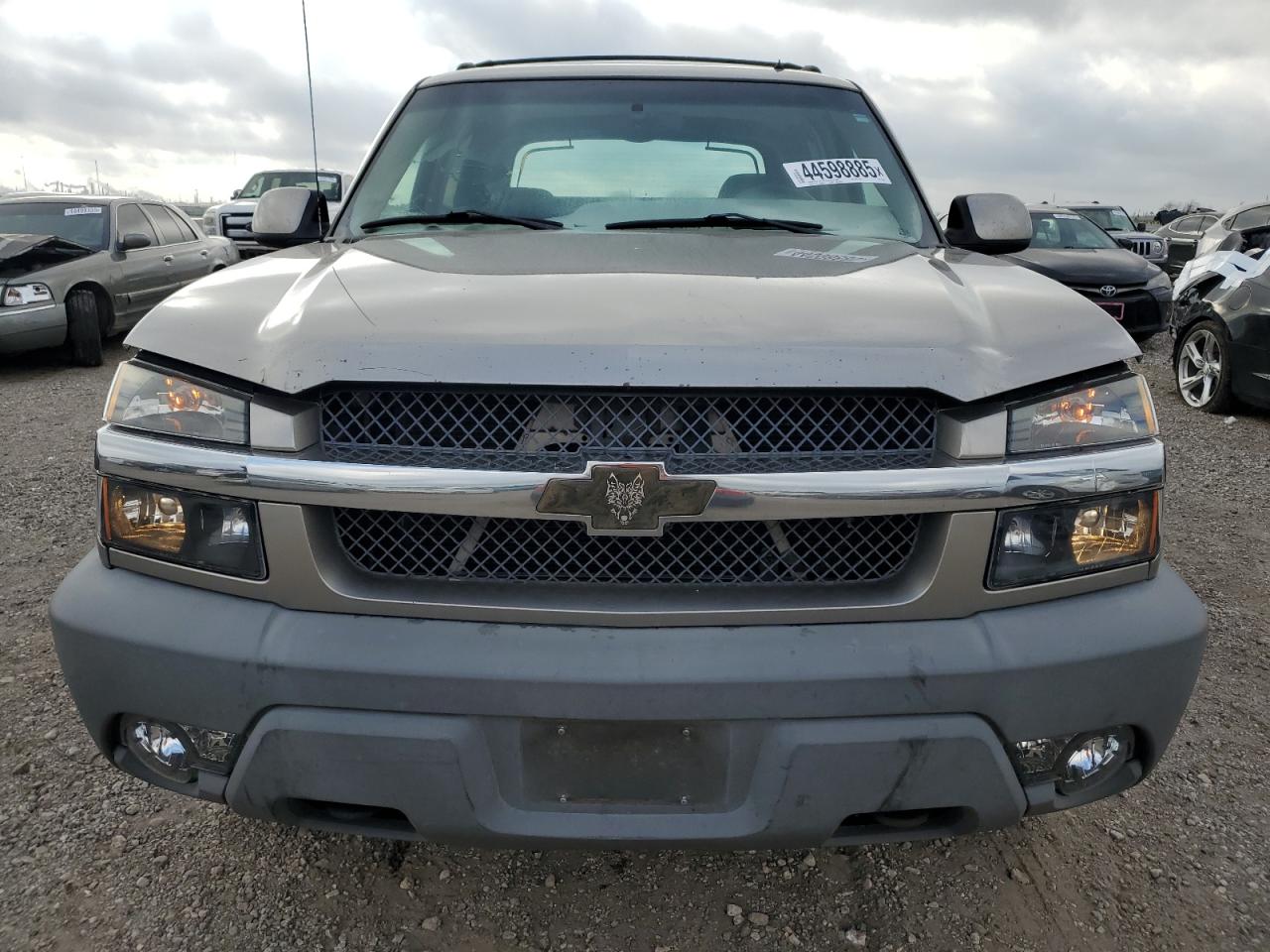 2002 Chevrolet Avalanche - Image 5