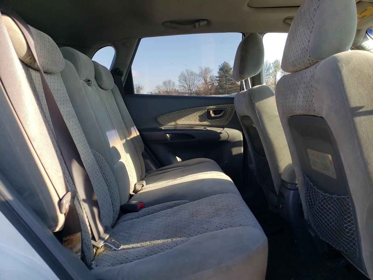 2005 Hyundai Tucson - Image 11