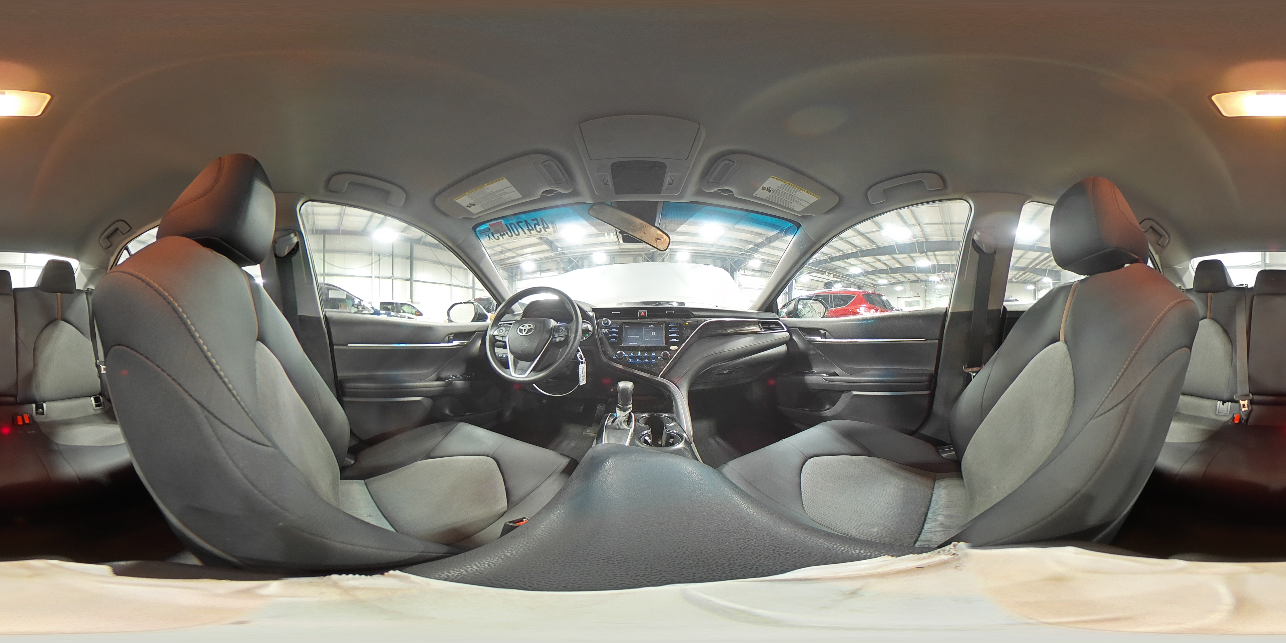 2018 Toyota Camry - Image 15