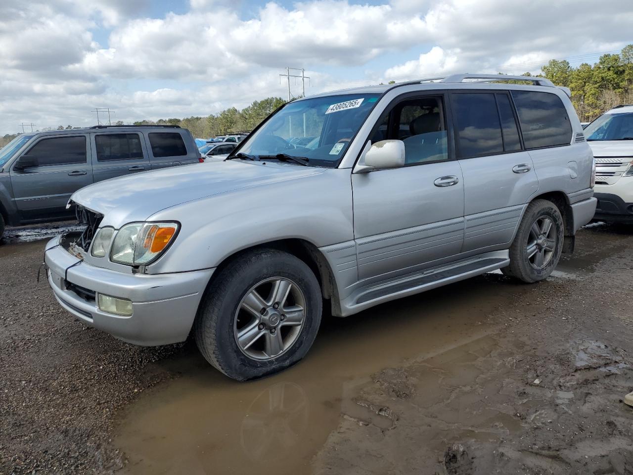 2006 Lexus LX - Image 1