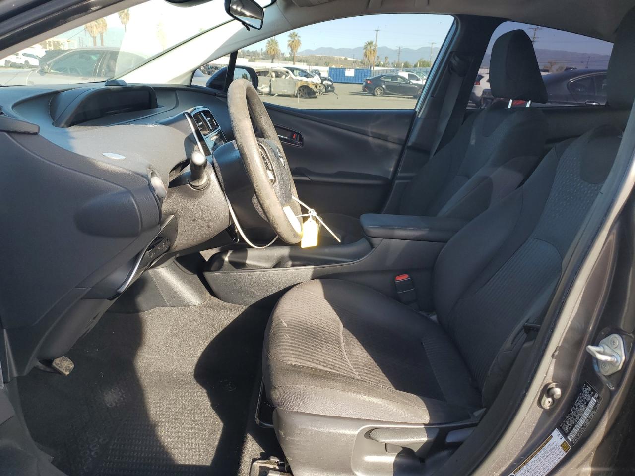 2018 Toyota Prius - Image 7