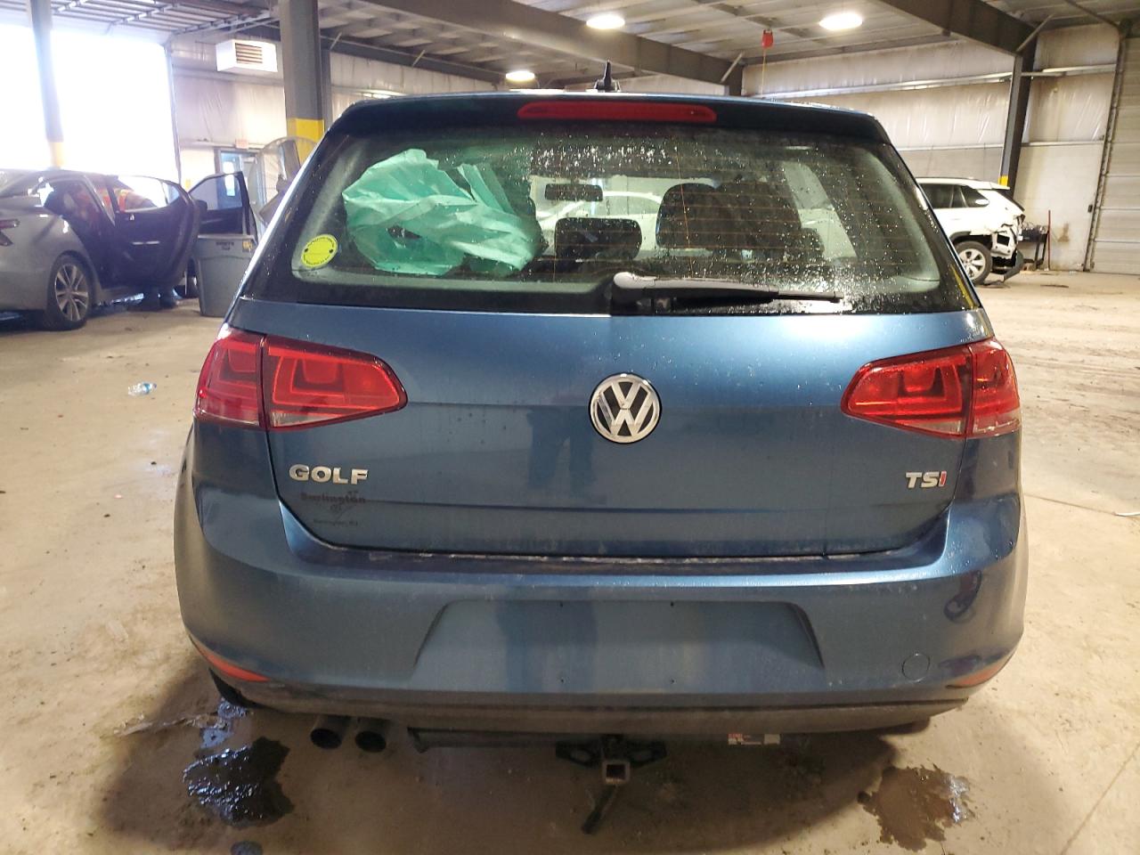 2017 Volkswagen Golf - Image 6