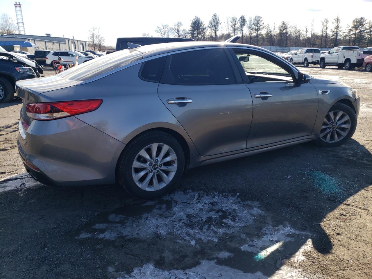 2017 Kia Optima - Image 3