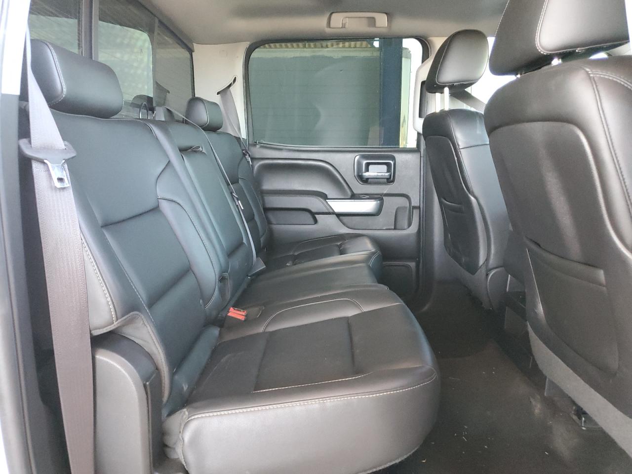 2014 Chevrolet Silverado - Image 10