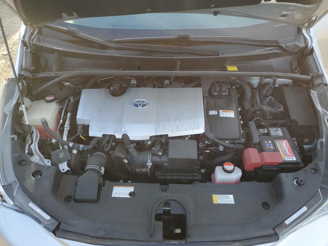 2016 Toyota Prius - Image 11