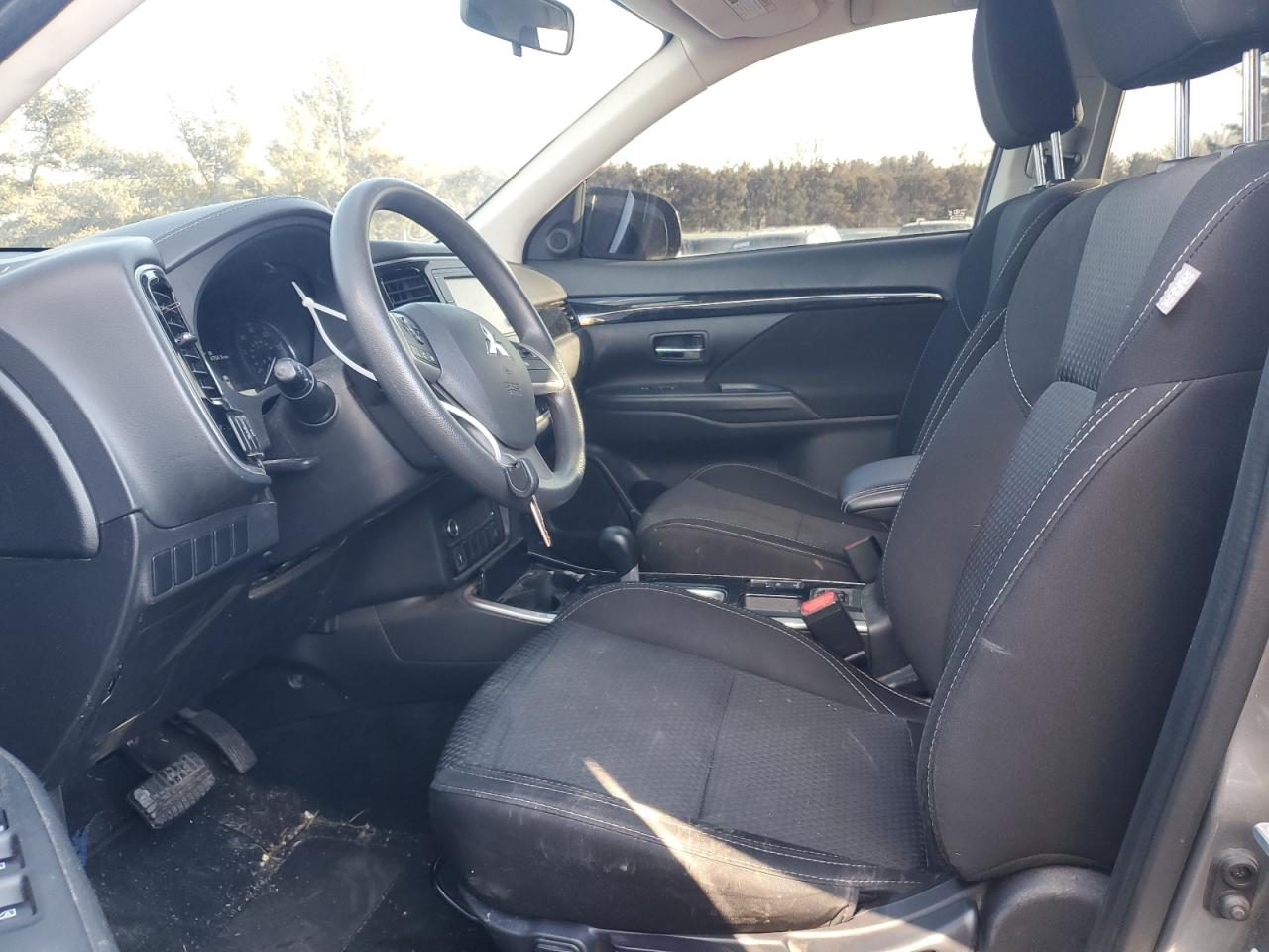 ja4ad2a32lz044959 JA4AD2A32LZ044959 2020 Mitsubishi Outlander Es
