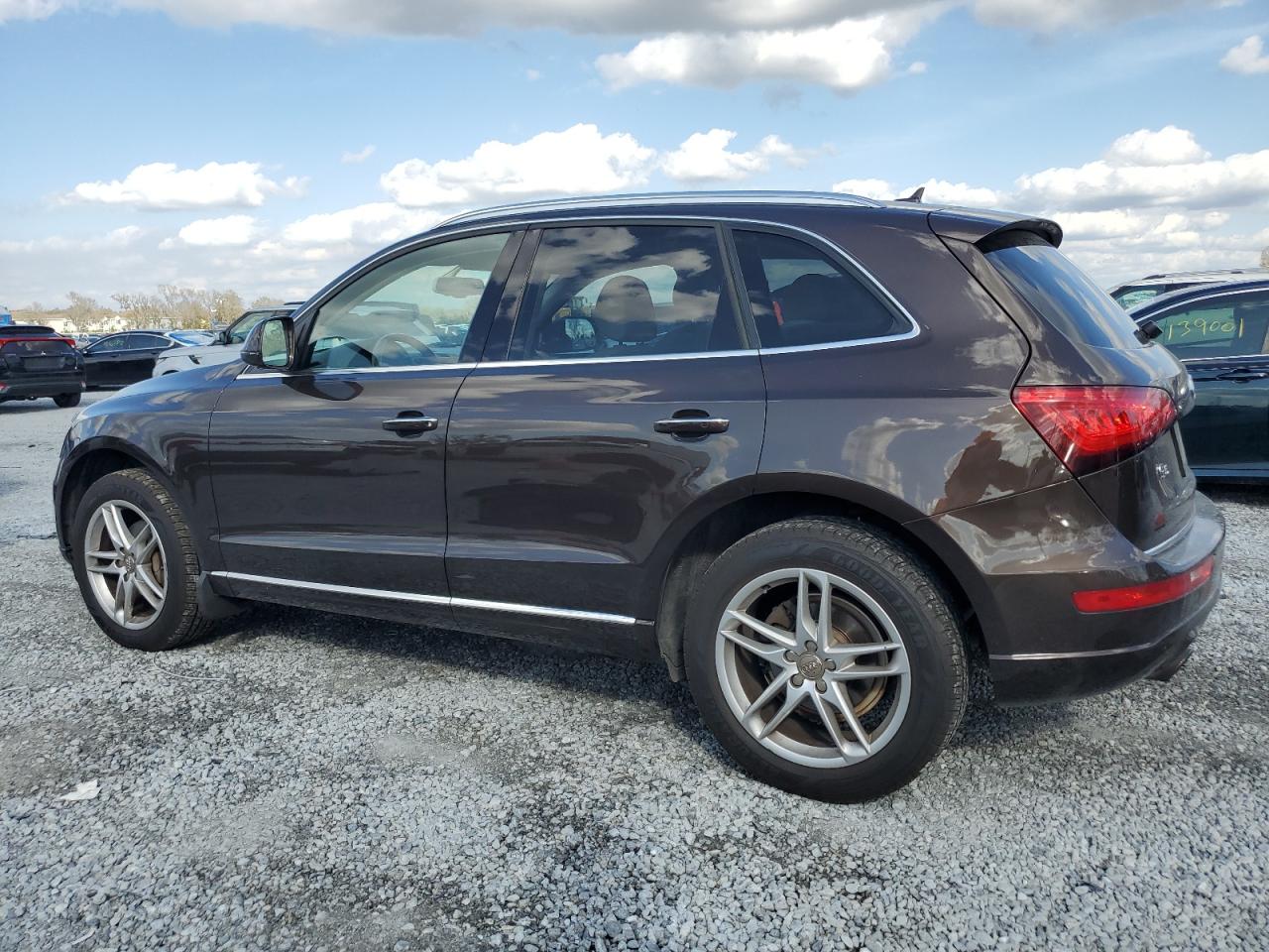 2015 Audi Q5 - Image 2