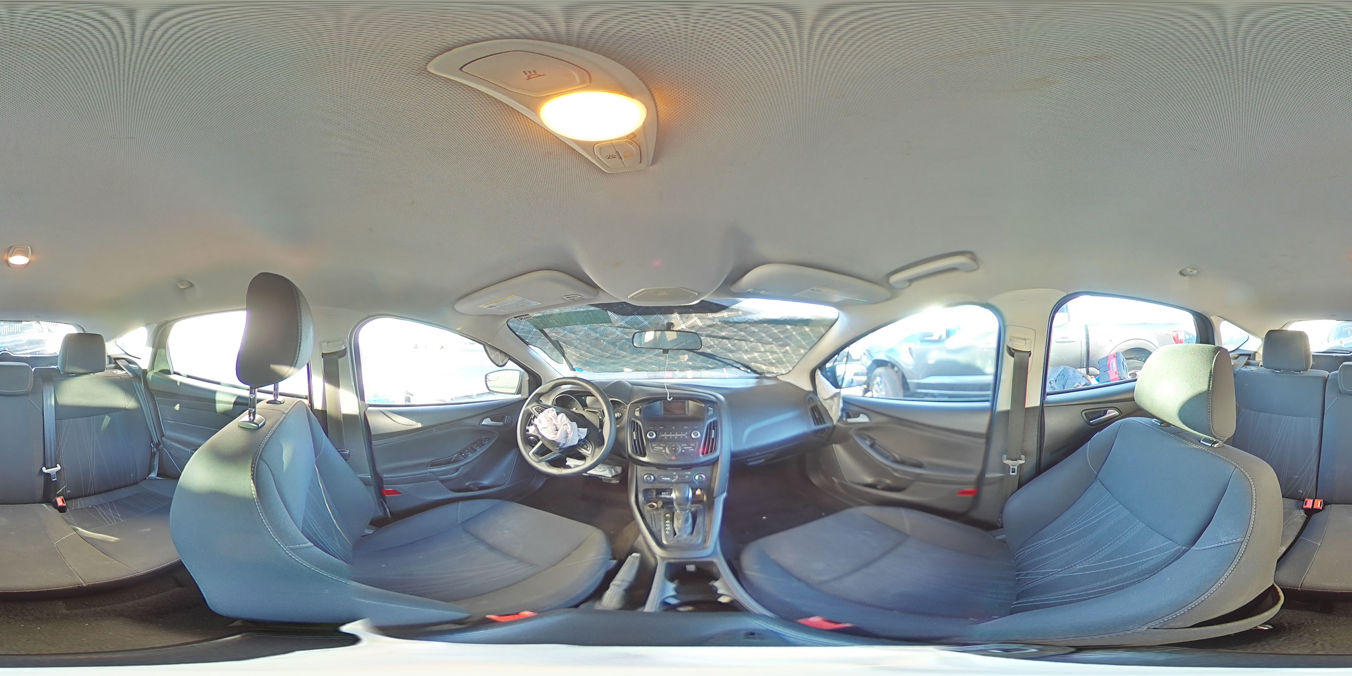 2018 Ford Focus - Image 12