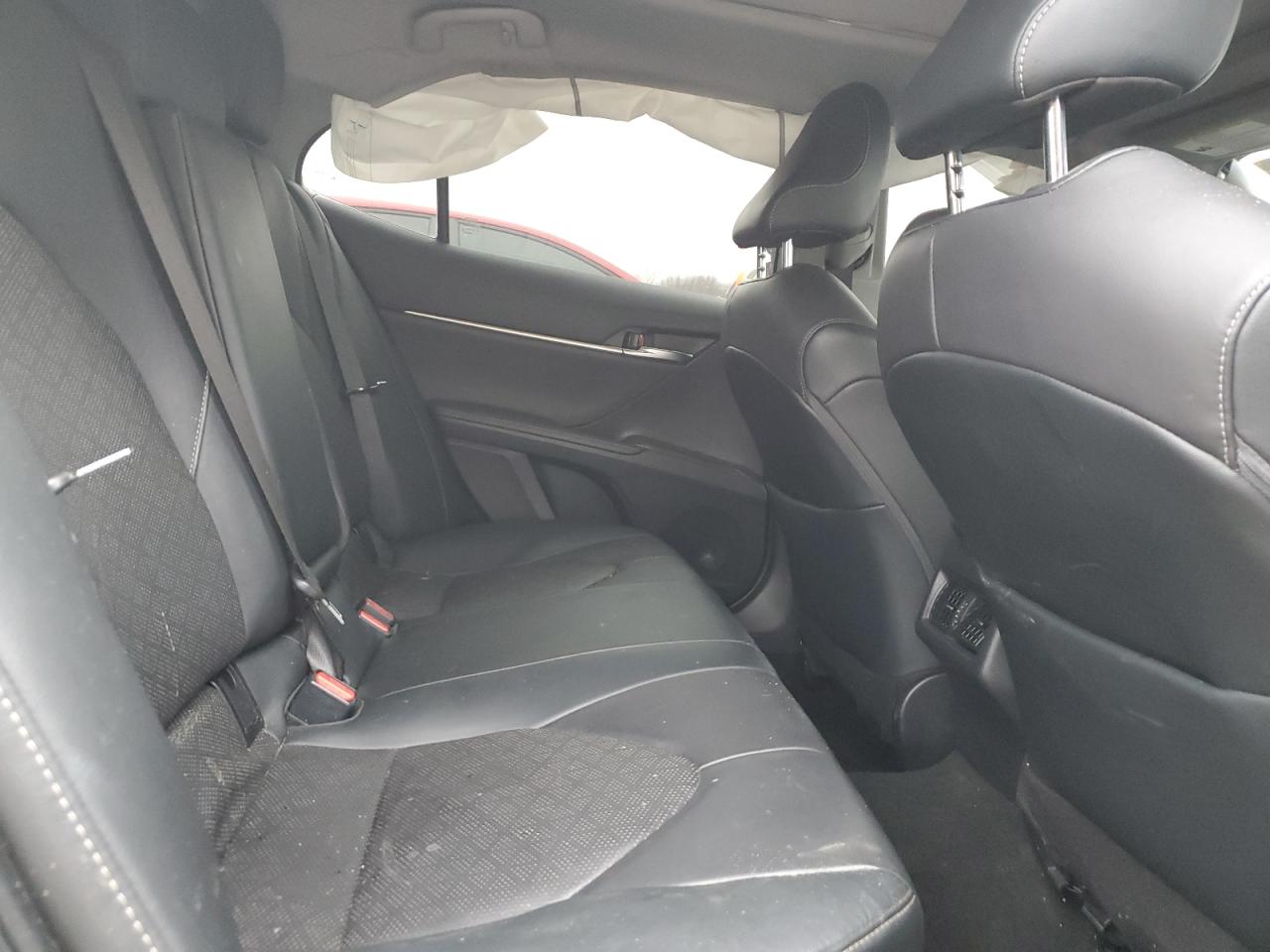 2021 Toyota Camry - Image 10